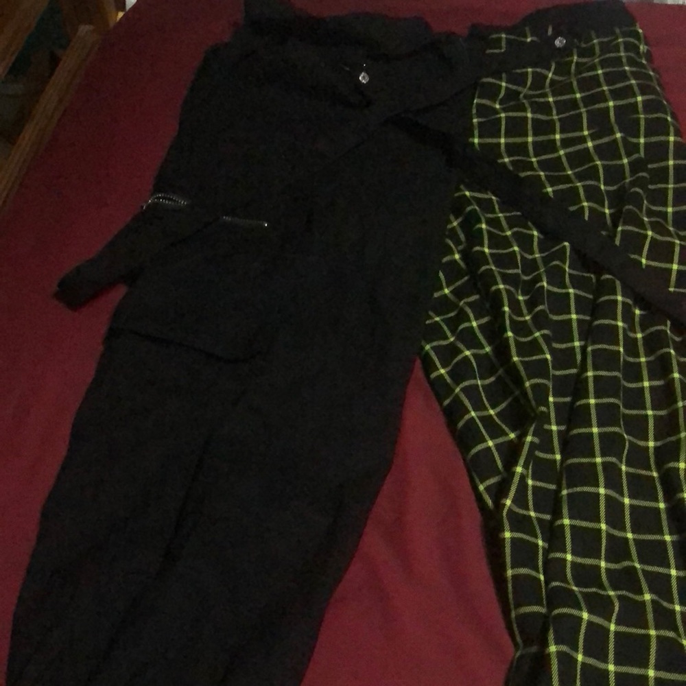 Hot Topic Plaid Chain Pants Size 9